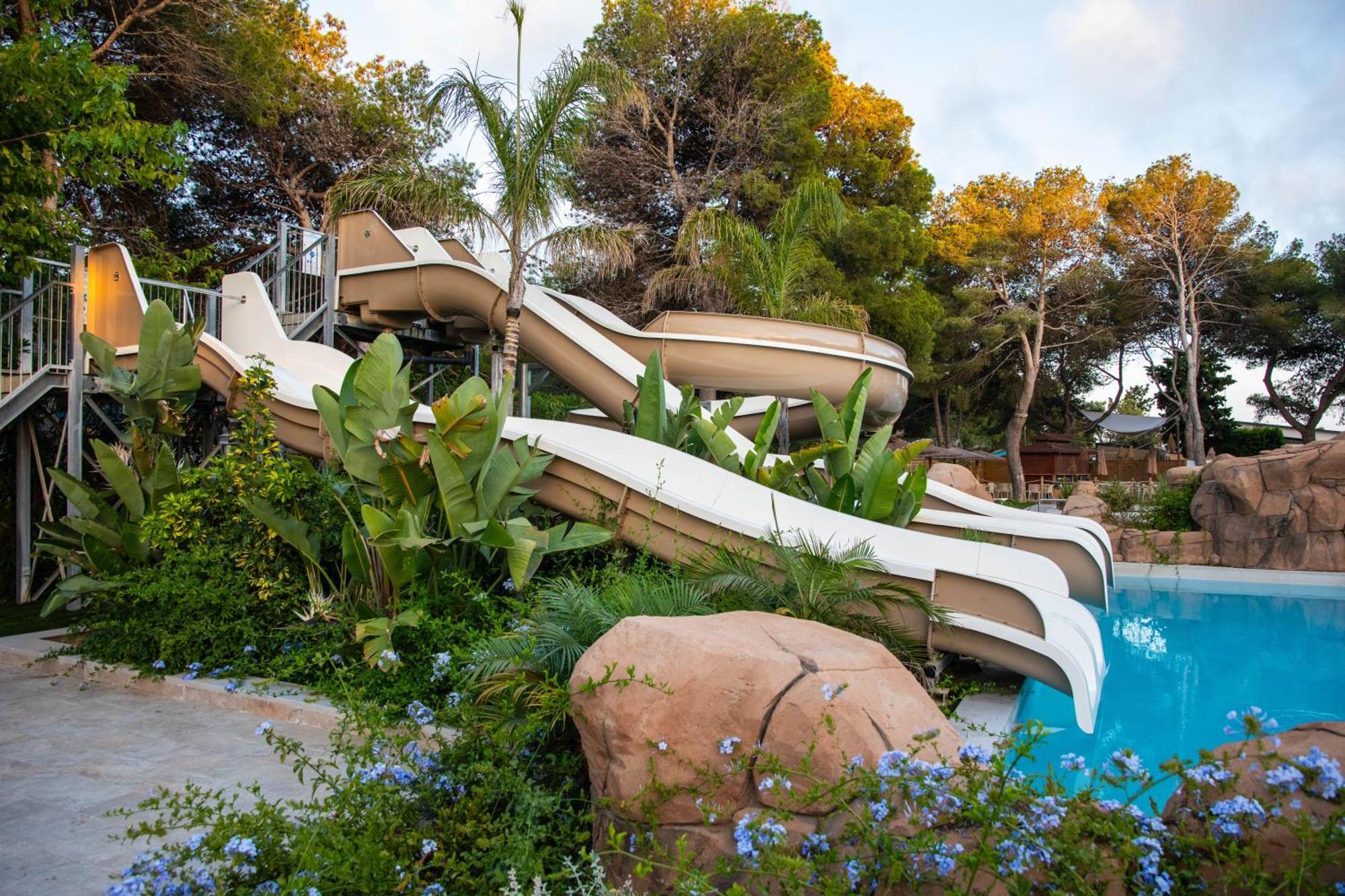 Hotel Holacamp Sitges Fun Exterior foto